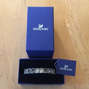 SWAROVSKI | Rosette Bangle Bracelet